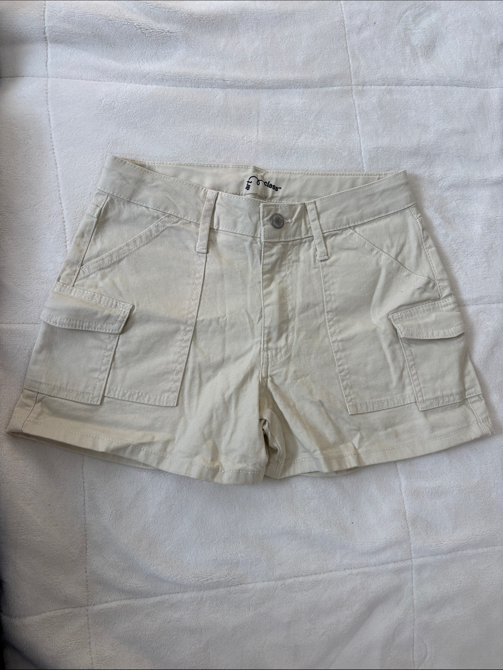 Art Class XL cream cargo shorts